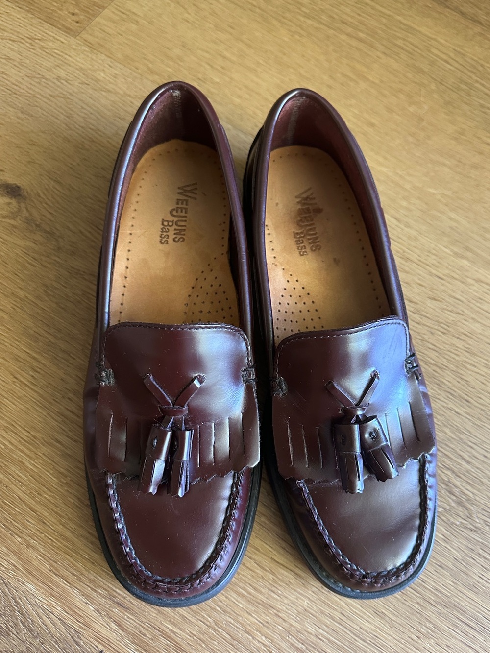 G.H. Bass Weejuns Tassel Loafers Burgundy Cordovan Leather Women’s 7M